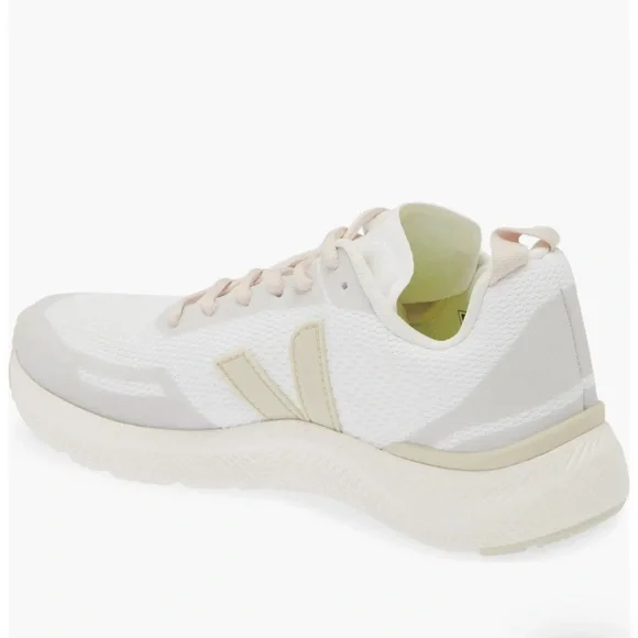 NIB/NWT Veja Impala Sneakers, Eggshell, Women Size 41 - Picture 4 of 4
